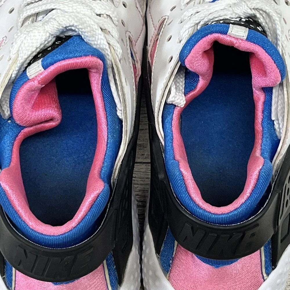 Nike up sale